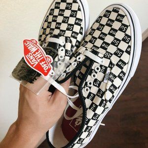 Supreme checkered Vans Size 9